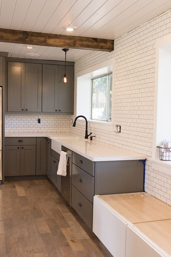 shiplap-ceiling