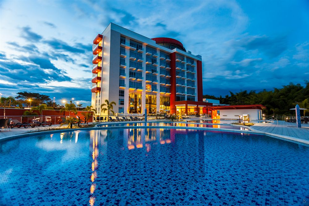 sonesta-exterior